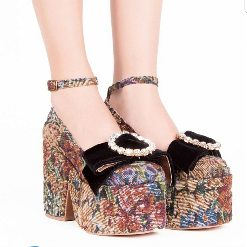 Jeffrey Campbell Naya platform in tapestry SZ US 8